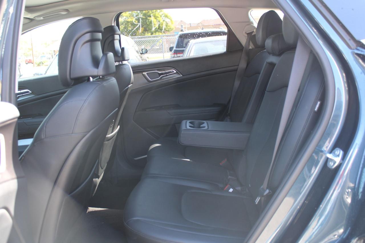 2024 Kia Sportage EX AWD - Photo #7