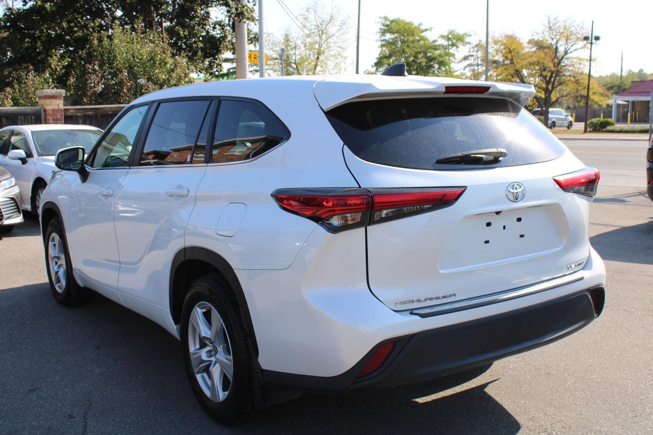 2023 Toyota Highlander LE - Photo #15