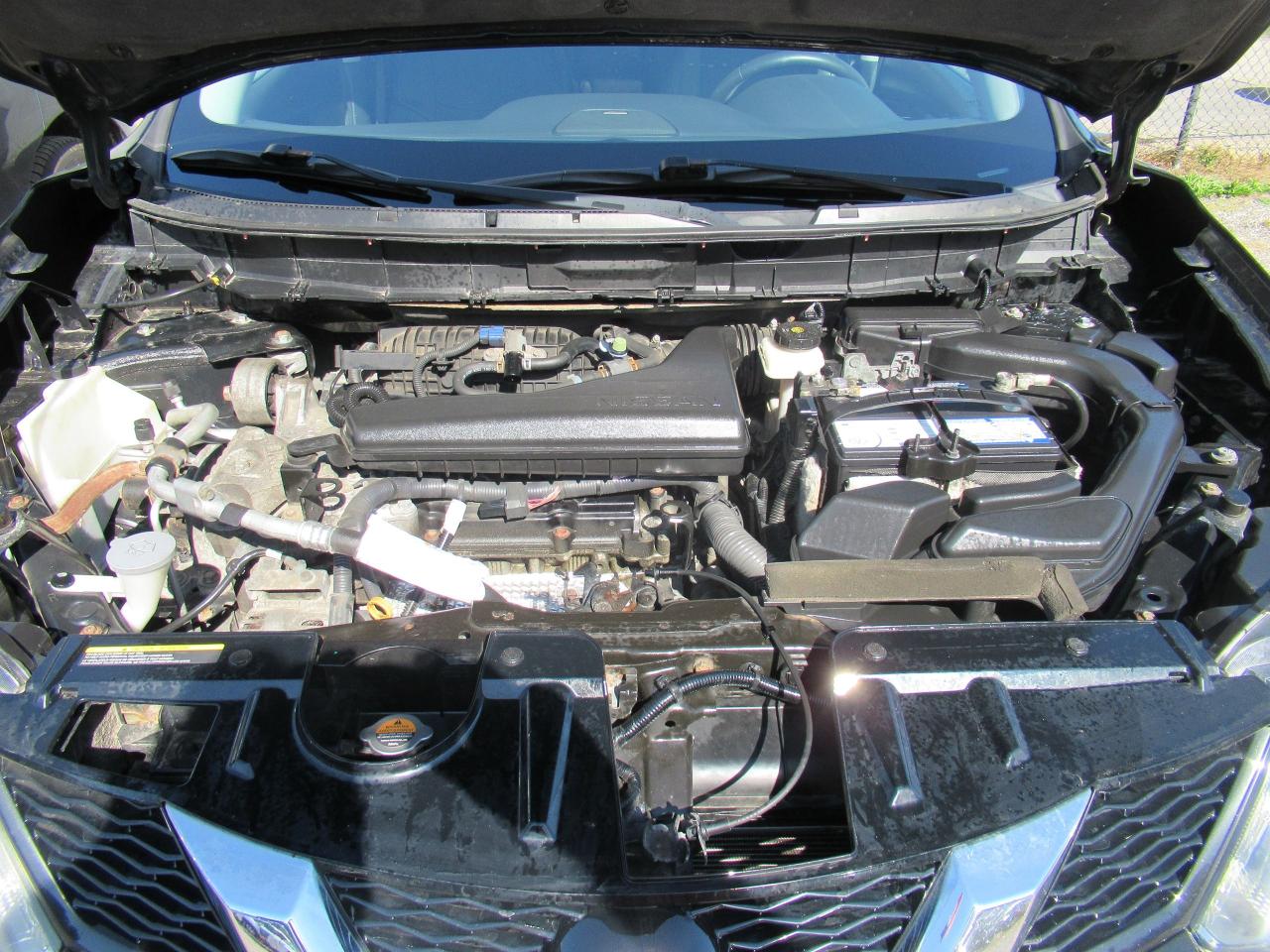 2016 Nissan Rogue SV - Photo #12
