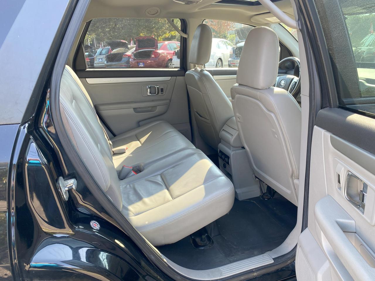 2009 Suzuki XL-7 Automatic/AWD/7 Passenger/Leather/Roof - Photo #10