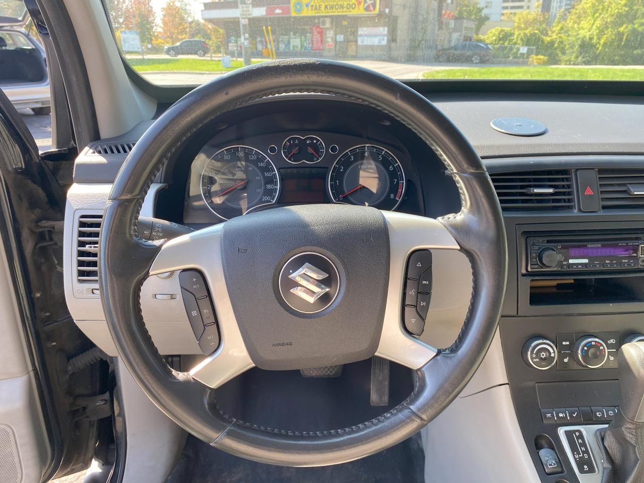 2009 Suzuki XL-7 Automatic/AWD/7 Passenger/Leather/Roof - Photo #15