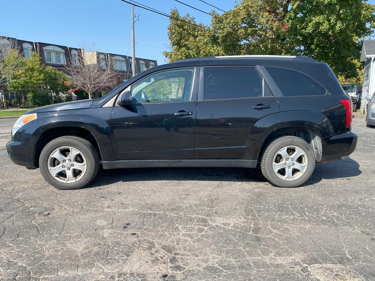2009 Suzuki XL-7 Automatic/AWD/7 Passenger/Leather/Roof - Photo #2