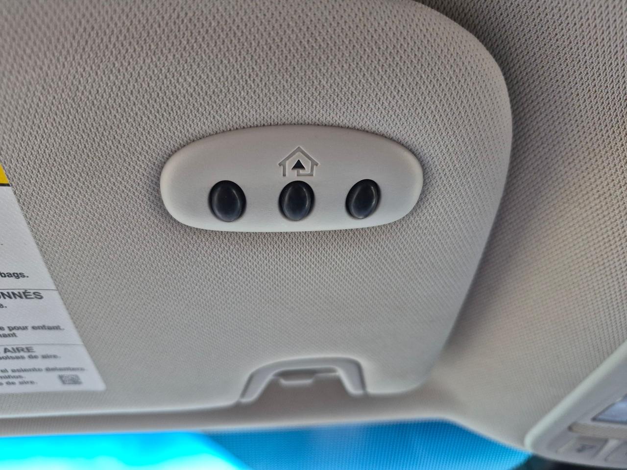 2019 Ford Edge Titanium AWD, Lthr, Pano, Nav, BU Cam, Remote, Bli - Photo #33
