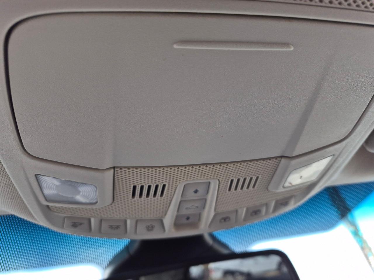 2019 Ford Edge Titanium AWD, Lthr, Pano, Nav, BU Cam, Remote, Bli - Photo #34