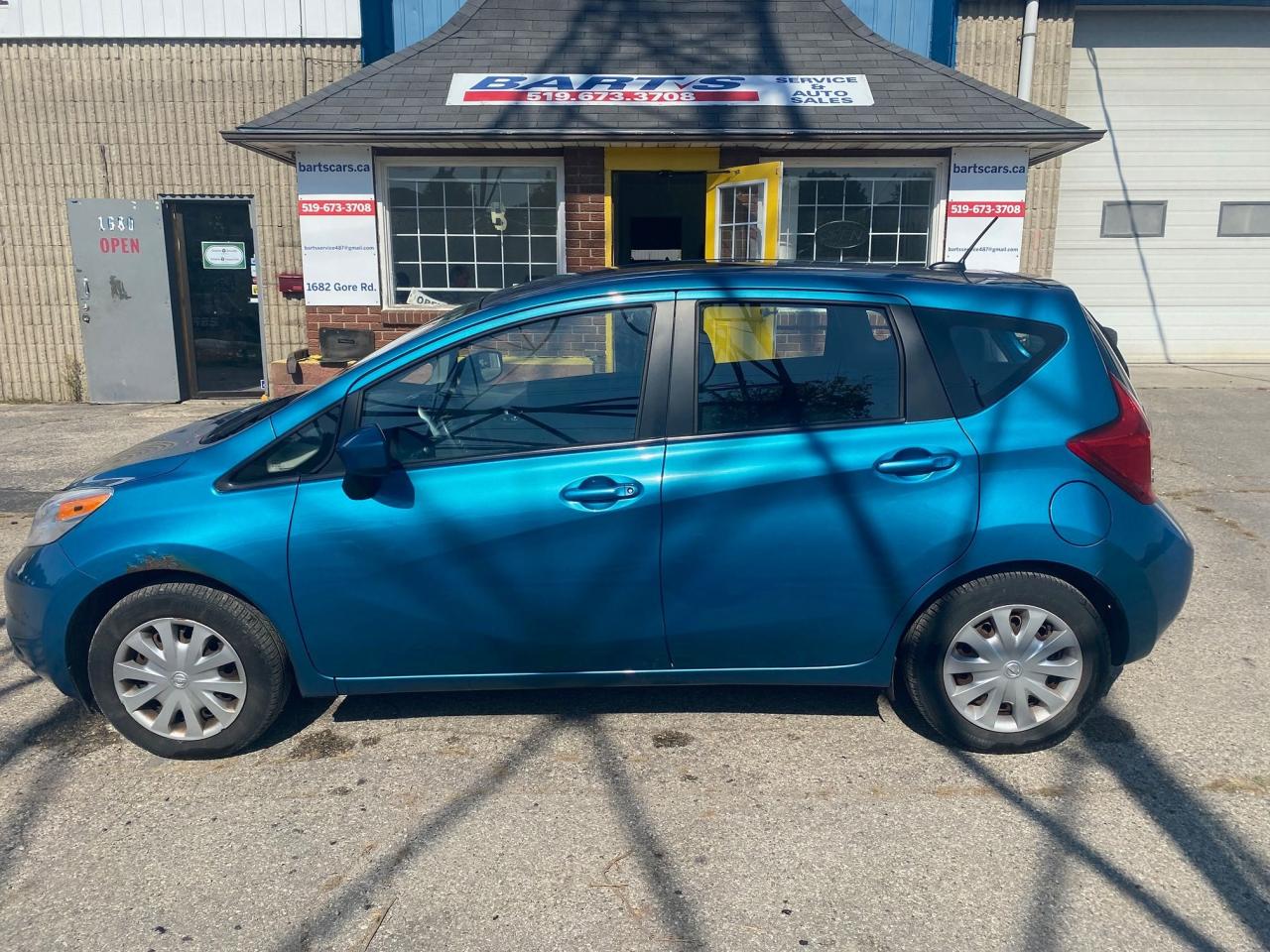 2015 Nissan Versa Note 5dr HB Auto 1.6 SV - Photo #1