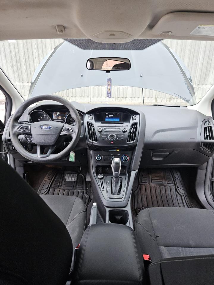 2015 Ford Focus 4DR SDN SE - Photo #17