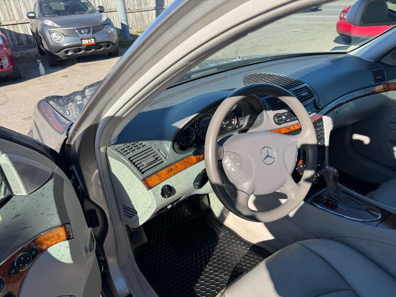 2003 Mercedes-Benz E-Class E320, ONLY 55,000KMS, MINT SHAPE, CERTIFIED - Photo #10