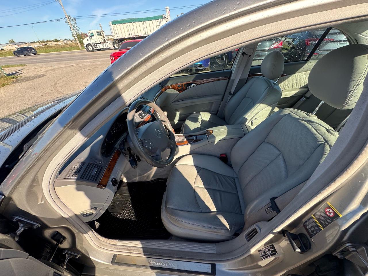 2003 Mercedes-Benz E-Class E320, ONLY 55,000KMS, MINT SHAPE, CERTIFIED - Photo #11
