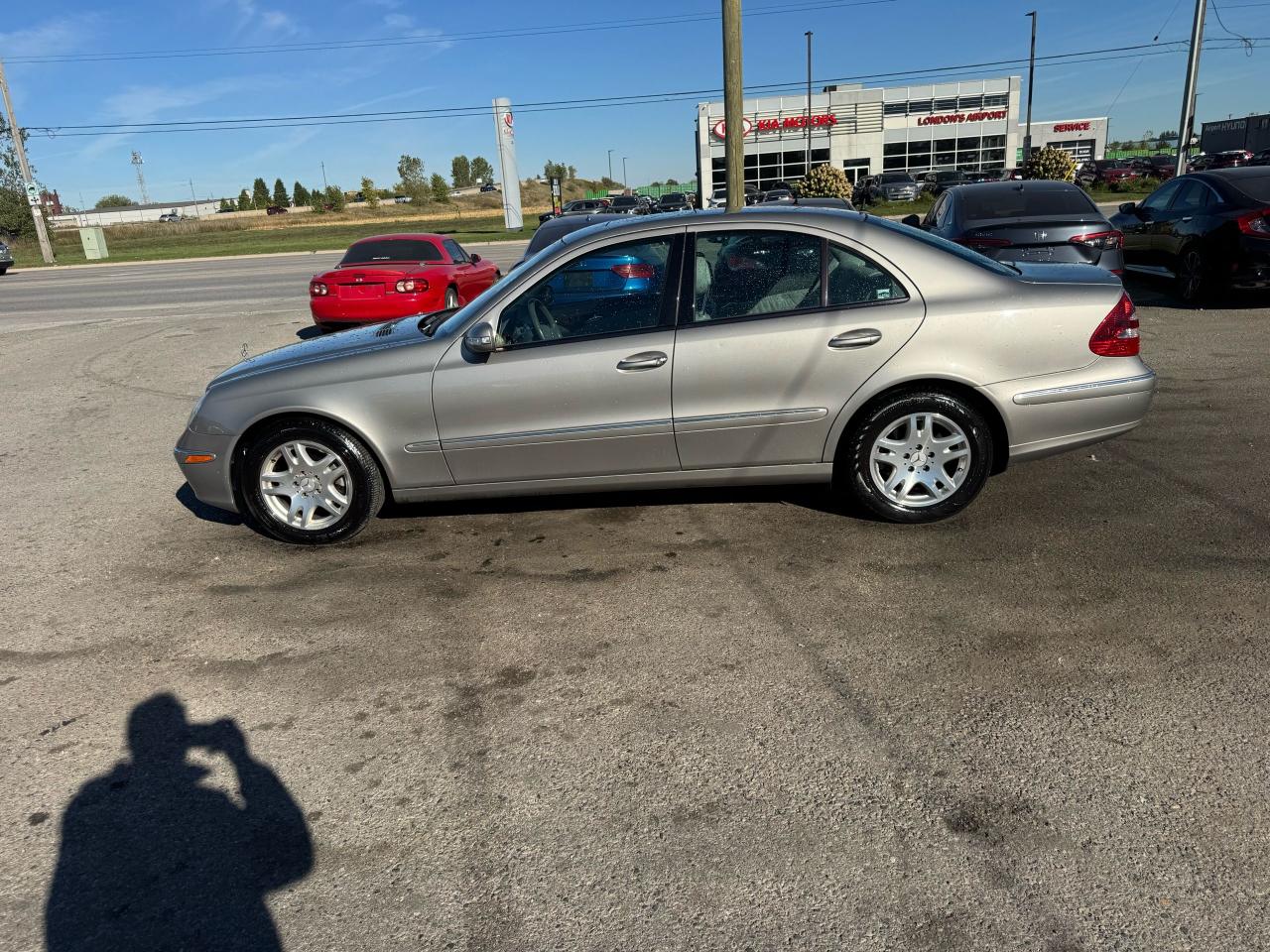 2003 Mercedes-Benz E-Class E320, ONLY 55,000KMS, MINT SHAPE, CERTIFIED - Photo #2