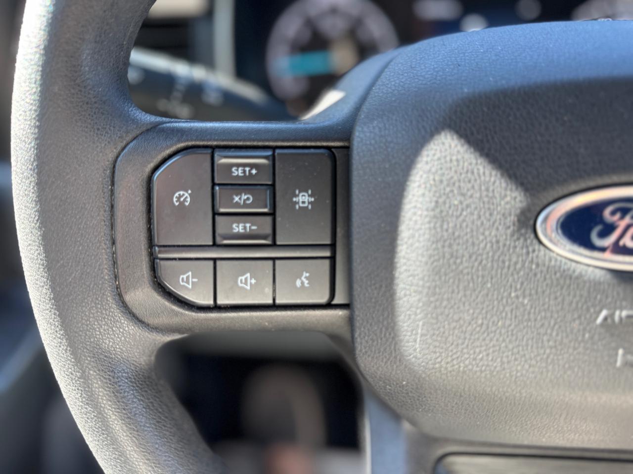 2023 Ford F-150 XLT - Photo #18