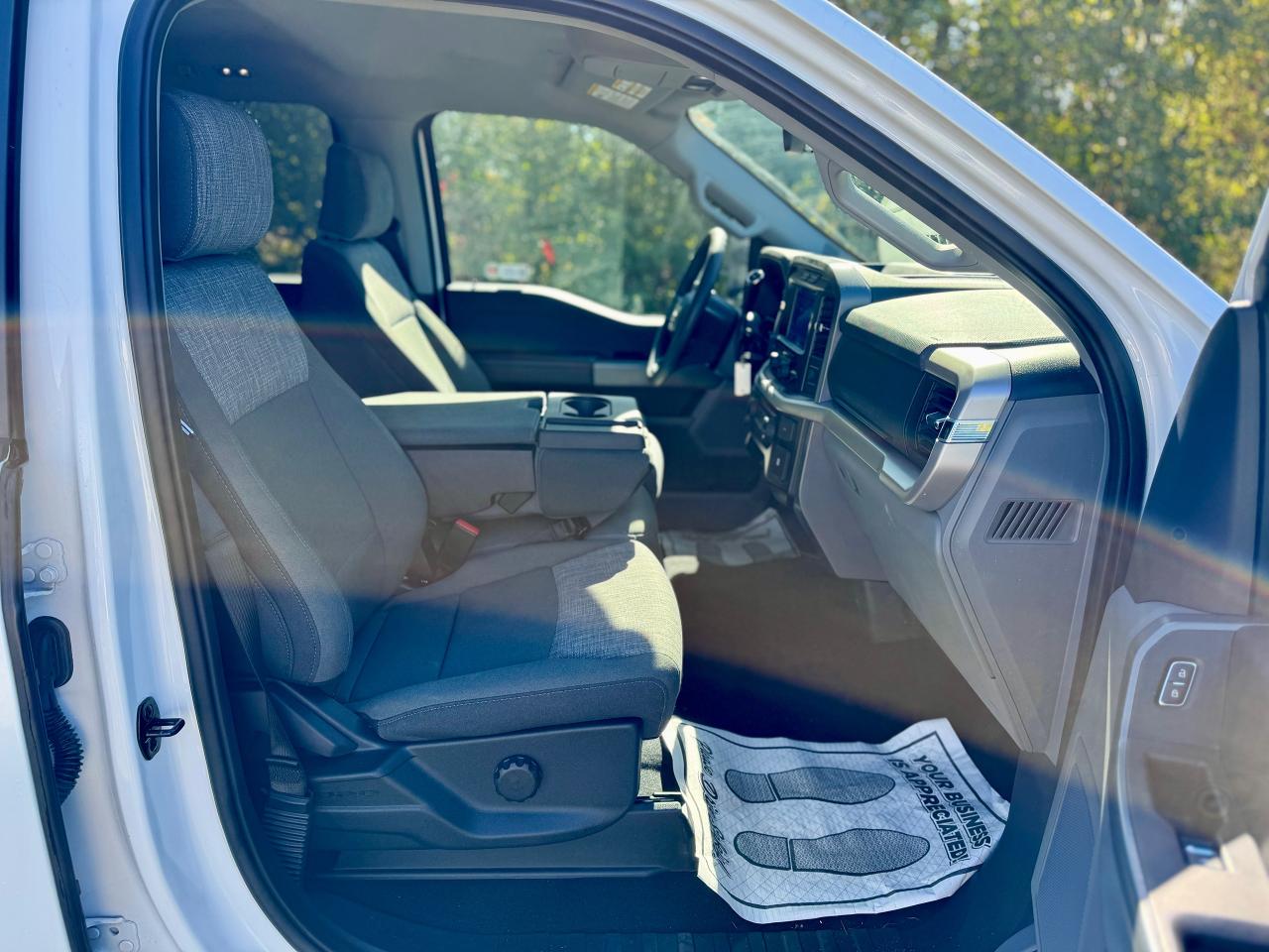 2023 Ford F-150 XLT - Photo #7