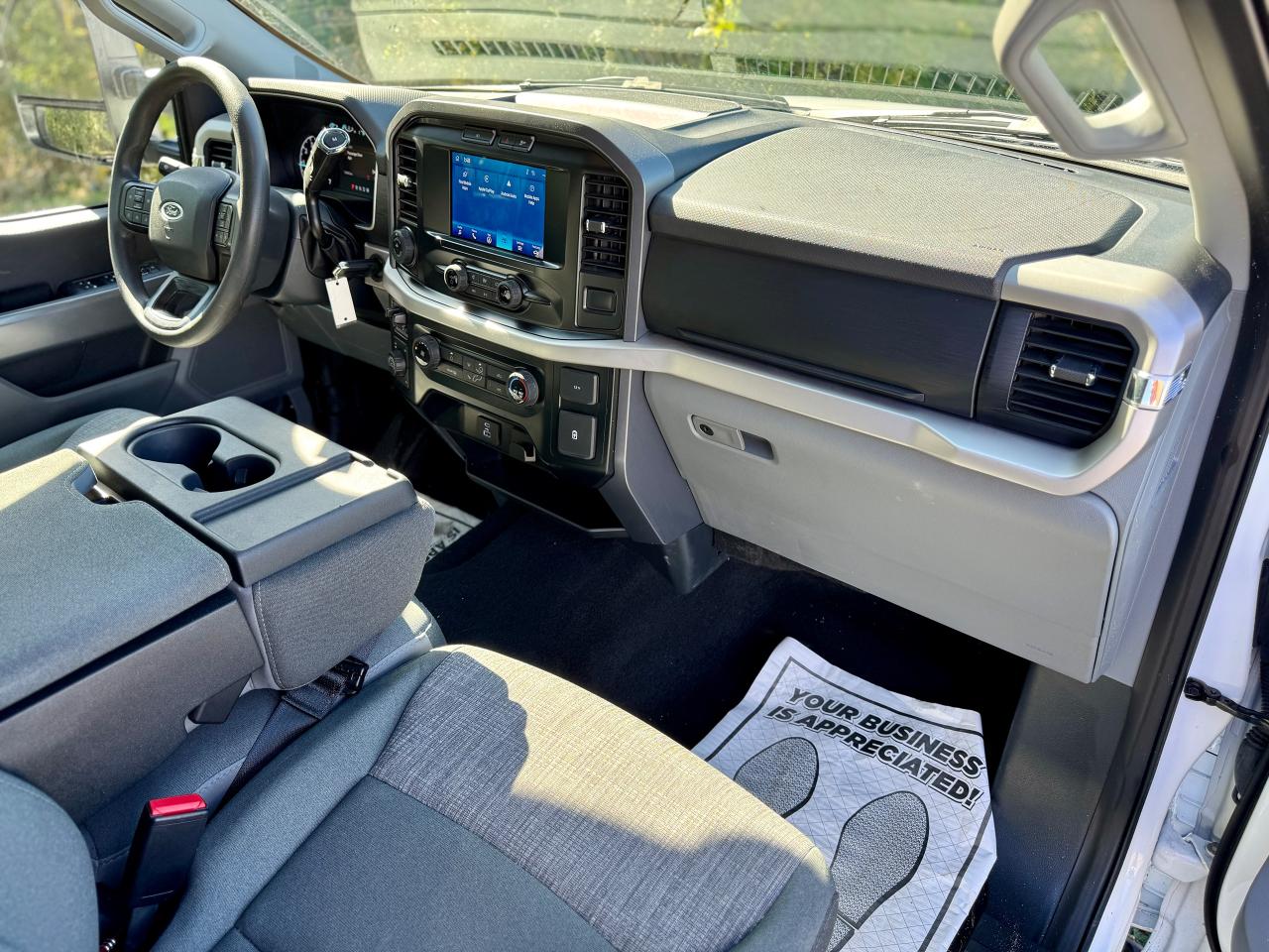 2023 Ford F-150 XLT - Photo #9