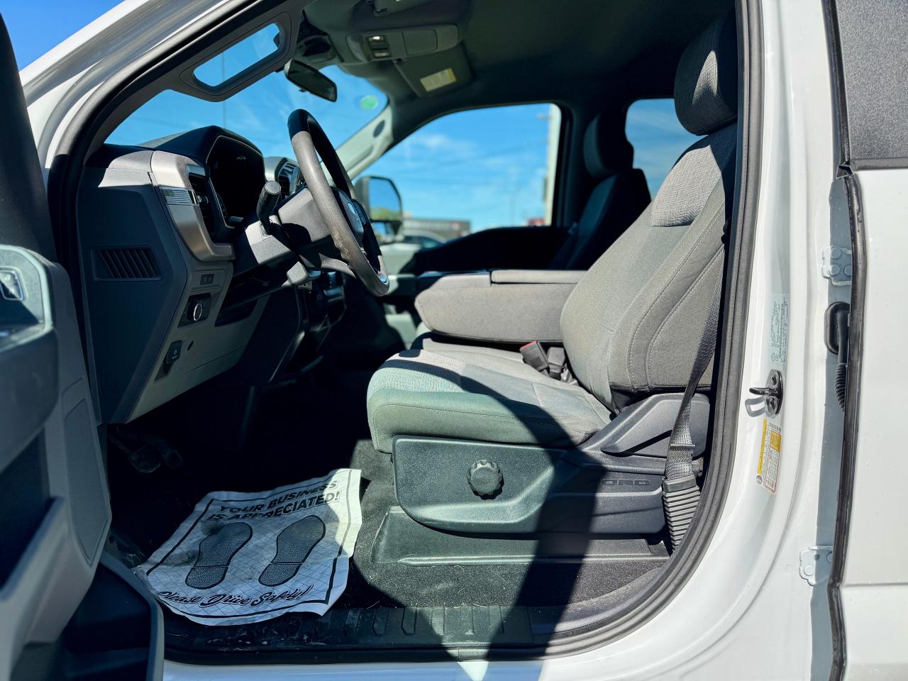 2023 Ford F-150 XLT - Photo #11