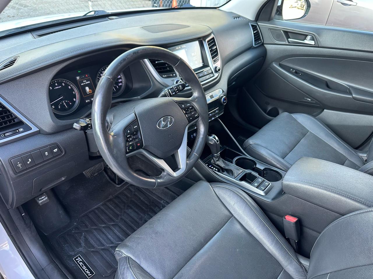 2017 Hyundai Tucson Limited - Photo #11