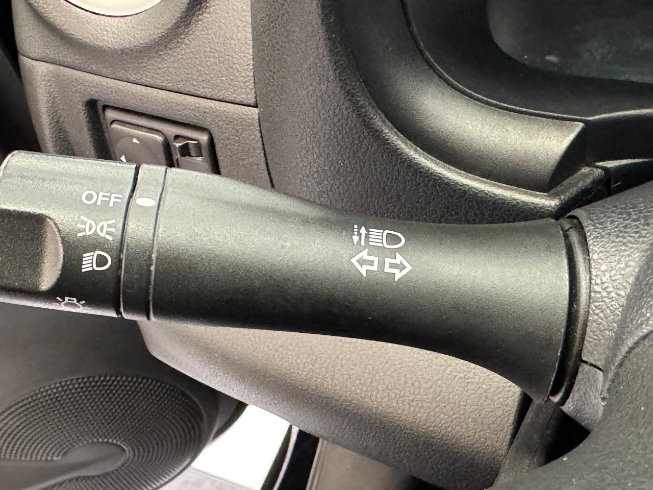 2015 Nissan Micra KROM+Camera+A/C+Bluetooth Photo88