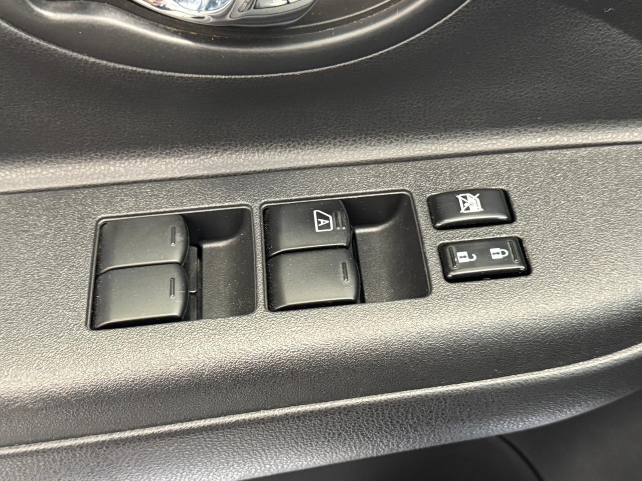 2015 Nissan Micra KROM+Camera+A/C+Bluetooth Photo