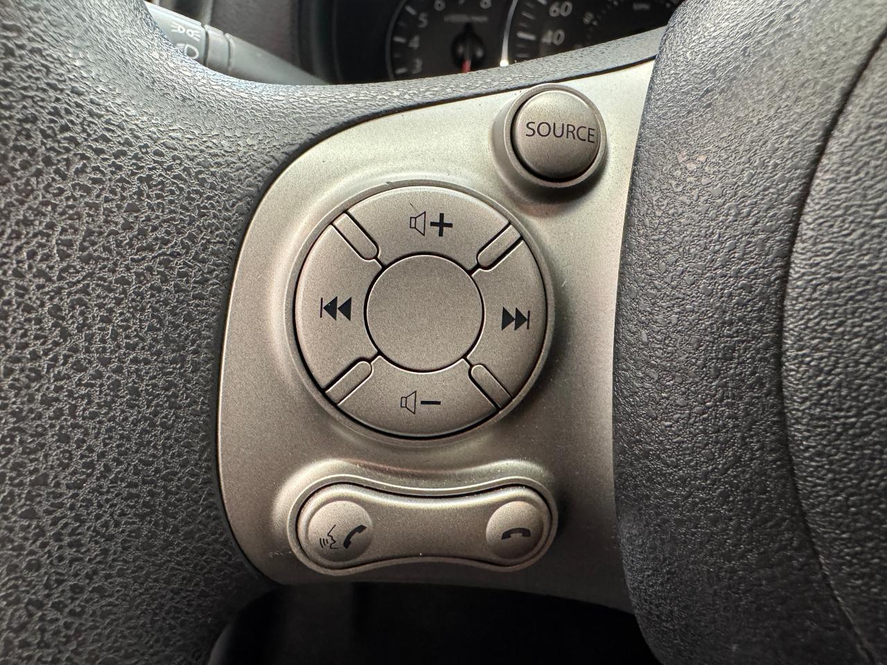 2015 Nissan Micra KROM+Camera+A/C+Bluetooth Photo34