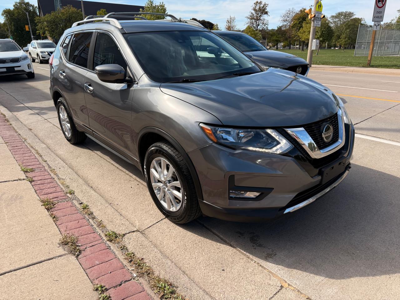 2019 Nissan Rogue SV - Photo #2