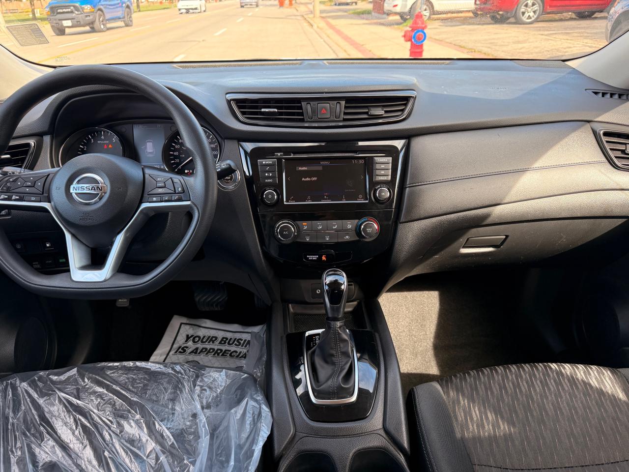 2019 Nissan Rogue SV - Photo #19