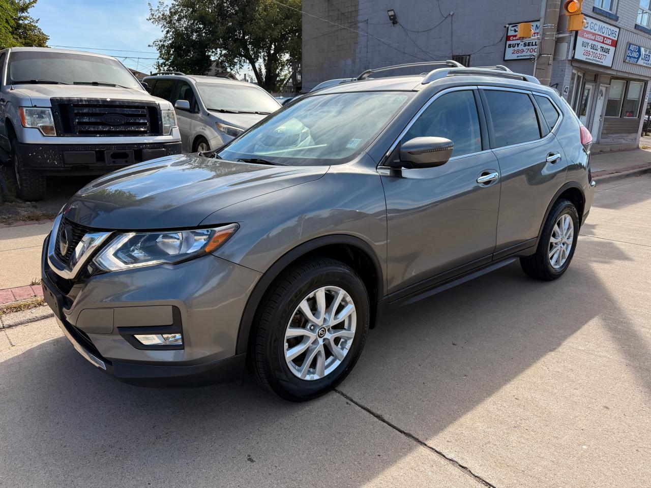 2019 Nissan Rogue SV - Photo #6