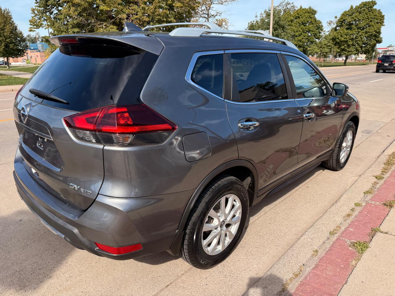 2019 Nissan Rogue SV - Photo #13