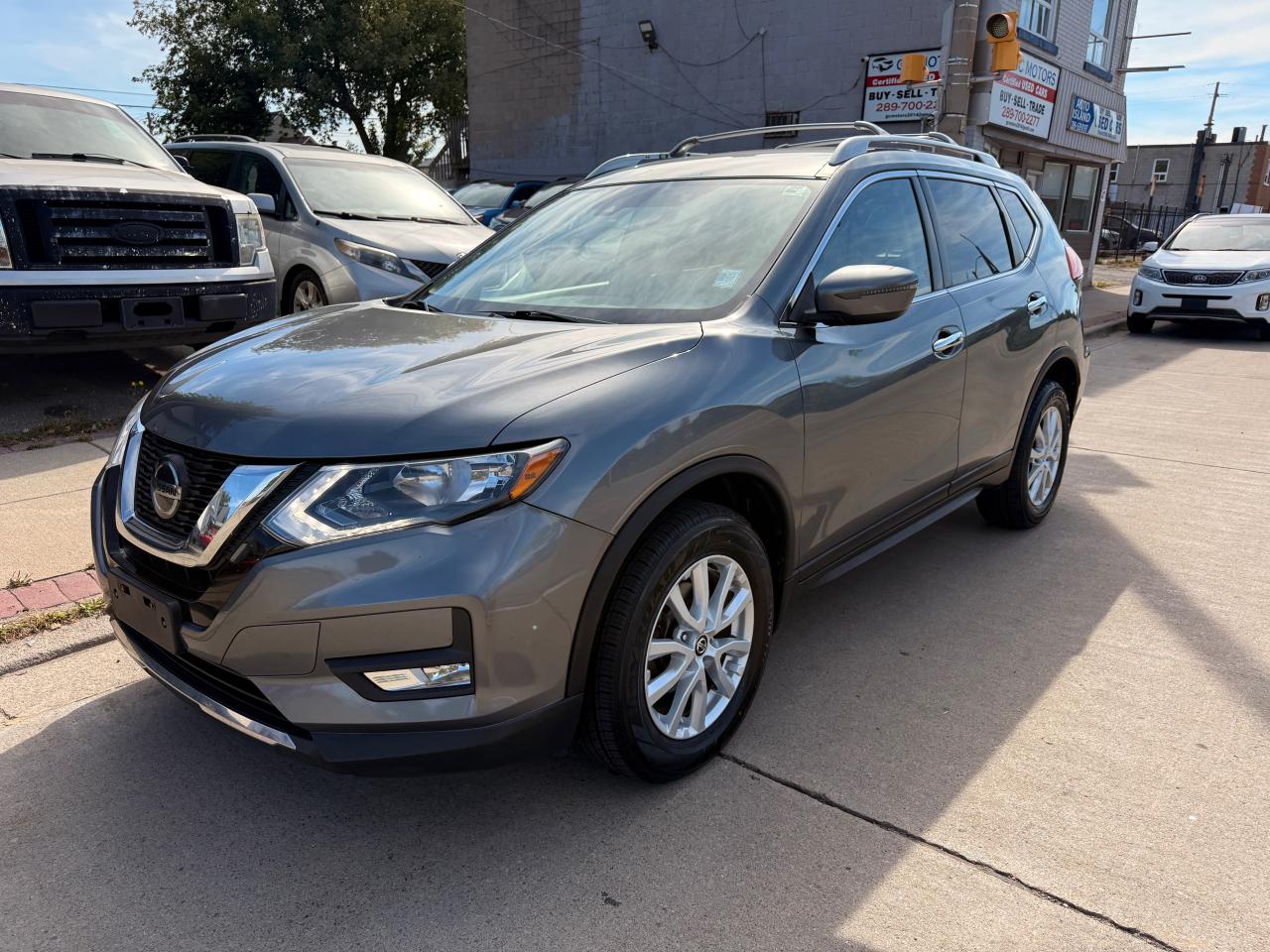 2019 Nissan Rogue SV - Photo #5
