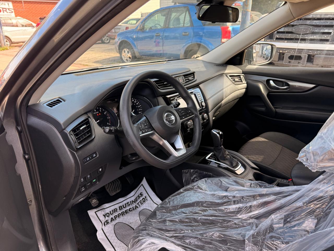 2019 Nissan Rogue SV - Photo #16