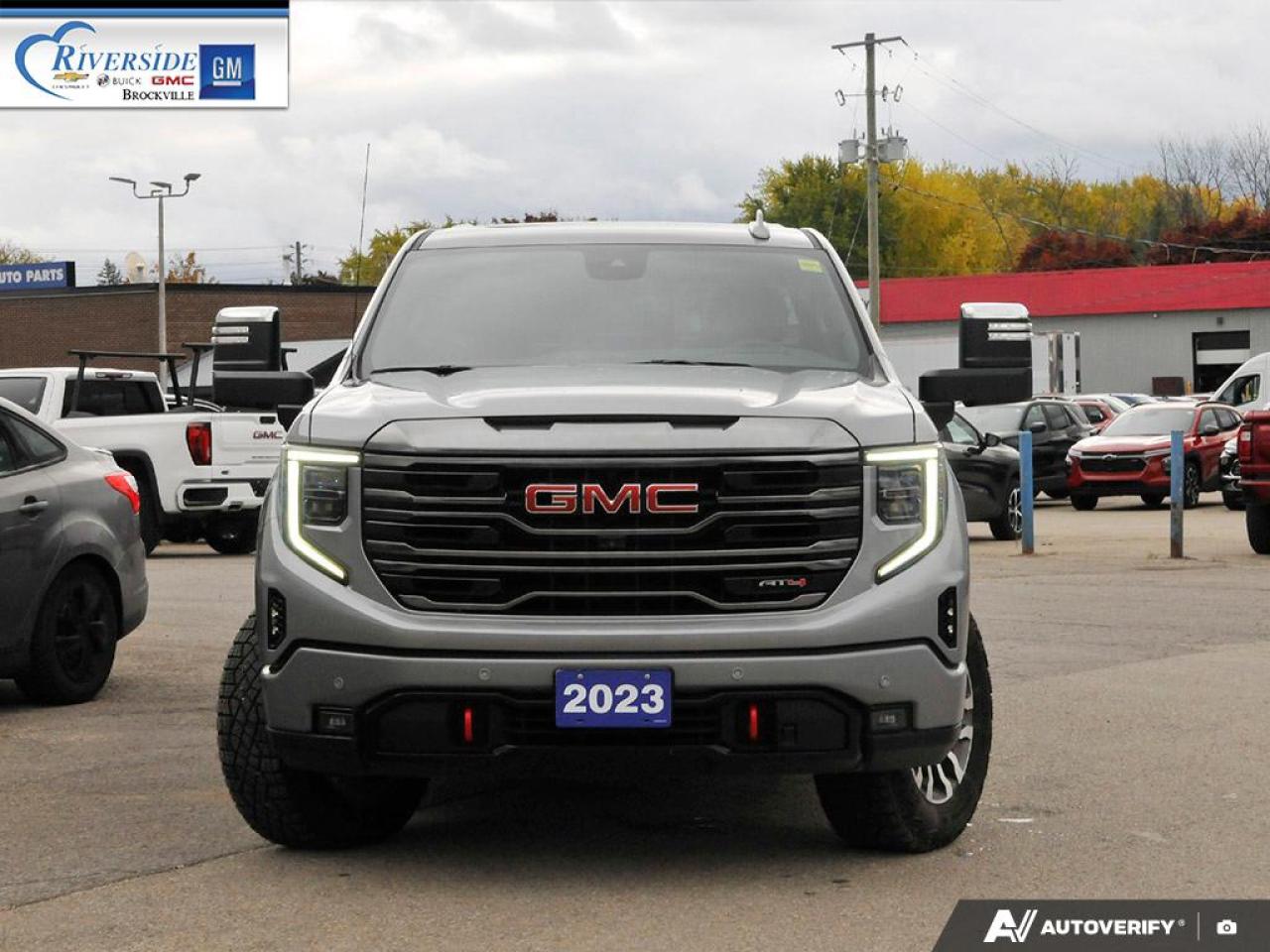 2023 GMC Sierra 1500 AT4 Photo