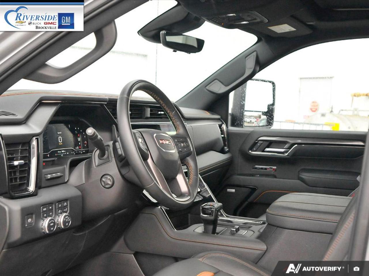 2023 GMC Sierra 1500 AT4 Photo