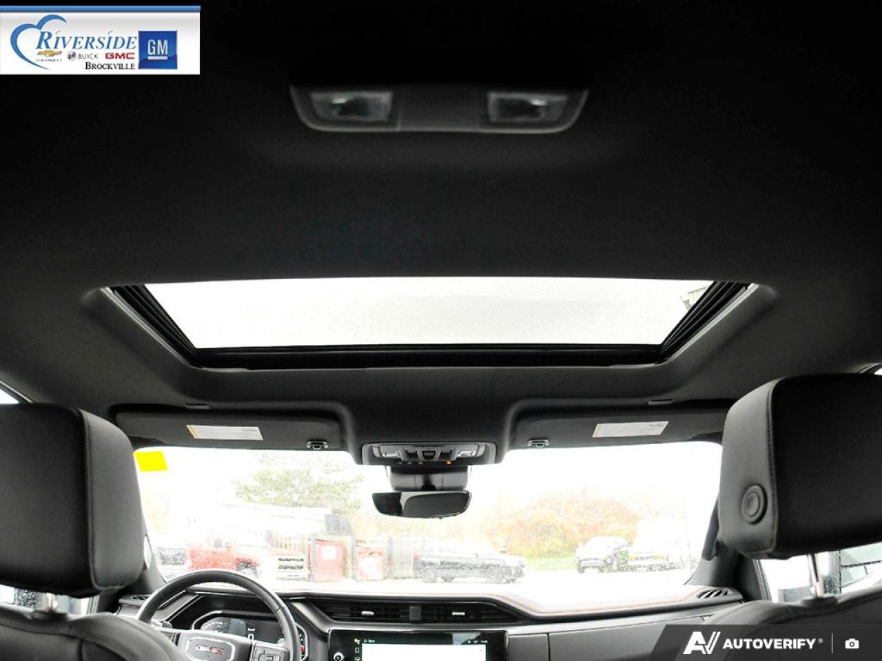 2023 GMC Sierra 1500 AT4 Photo