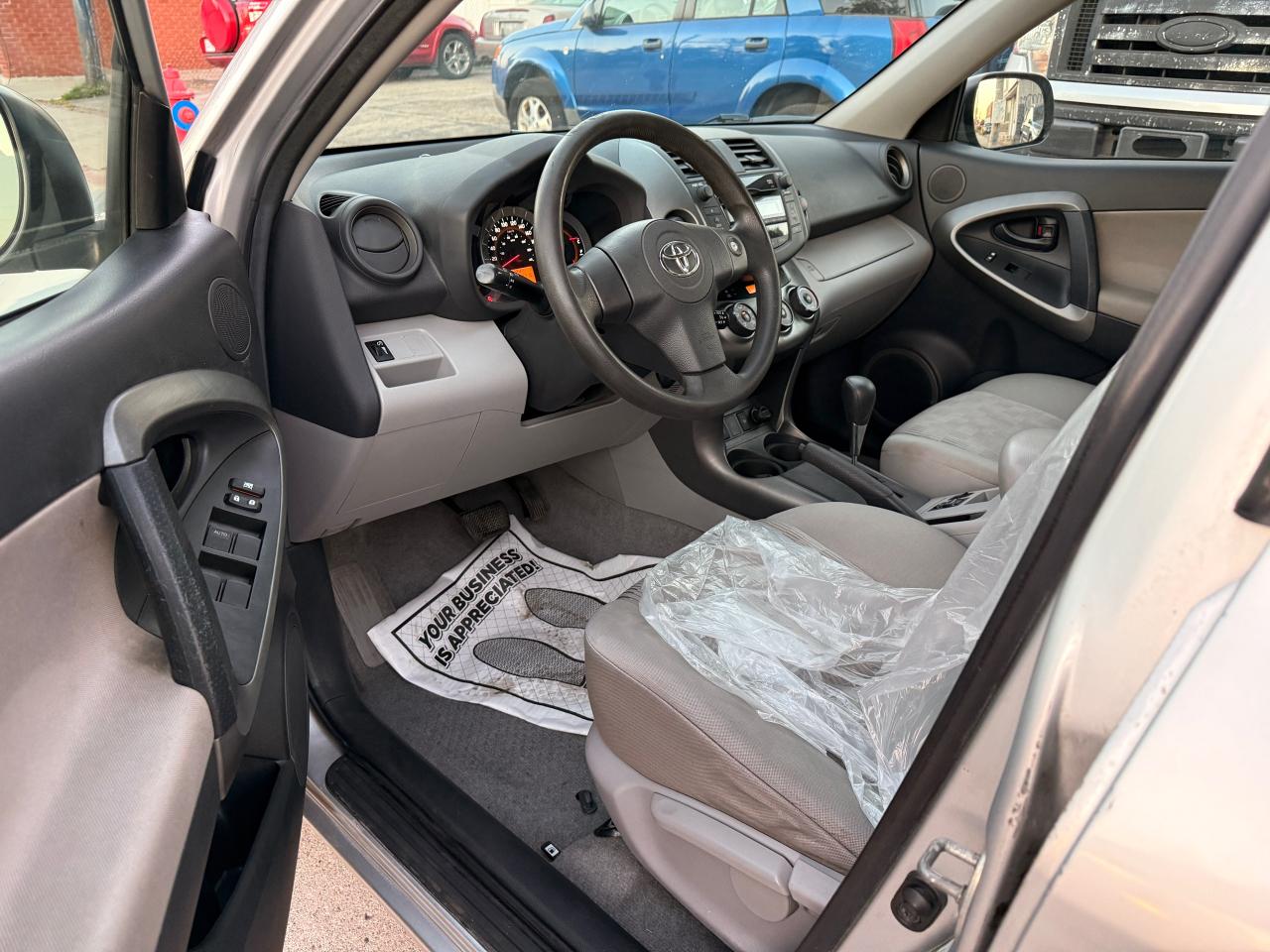 2010 Toyota RAV4 4WD 4dr I4 Base - Photo #15