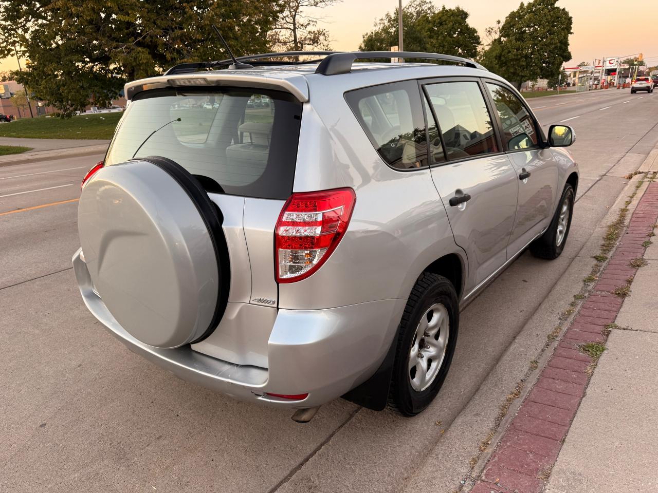 2010 Toyota RAV4 4WD 4dr I4 Base - Photo #8