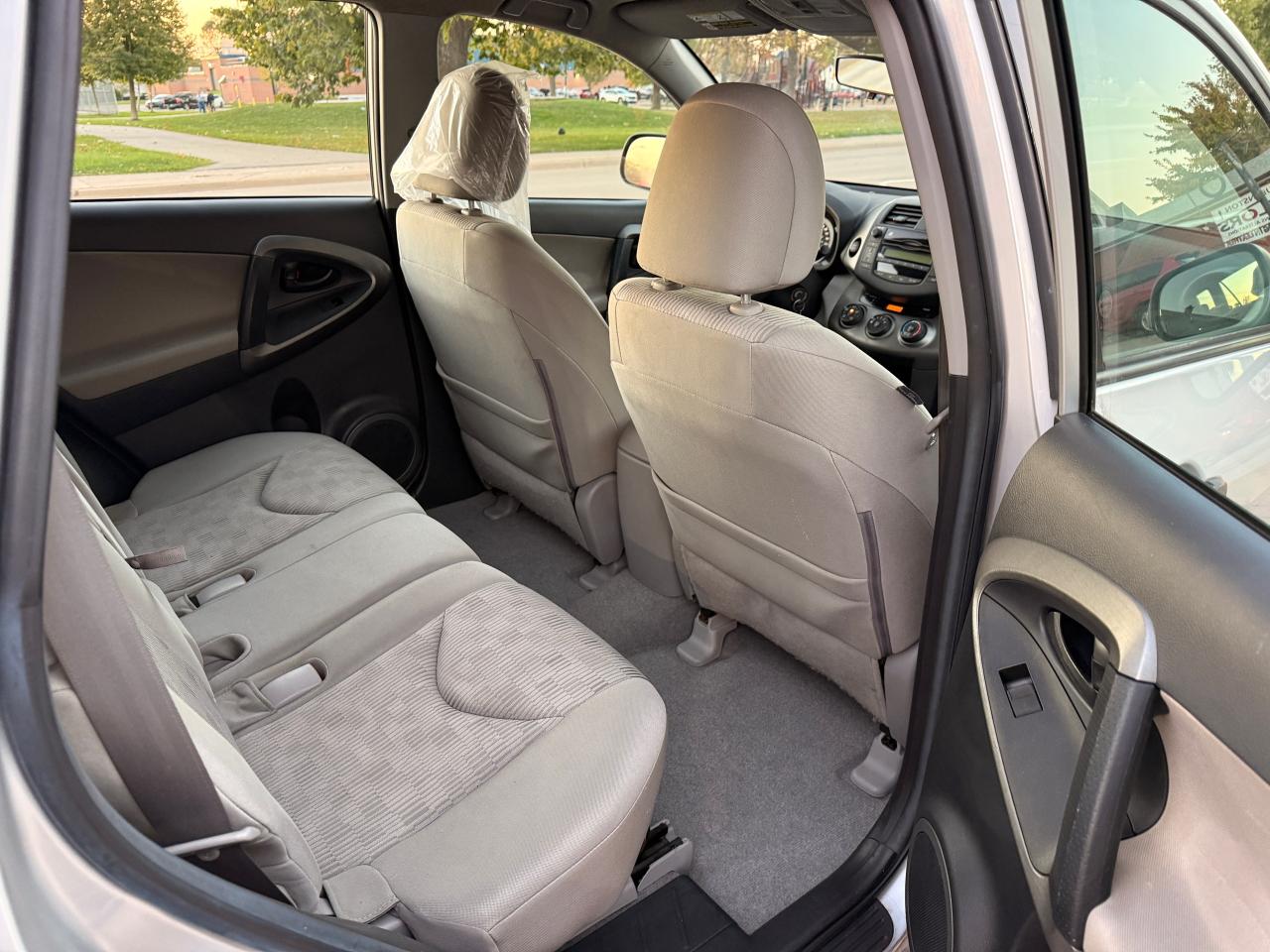 2010 Toyota RAV4 4WD 4dr I4 Base - Photo #21