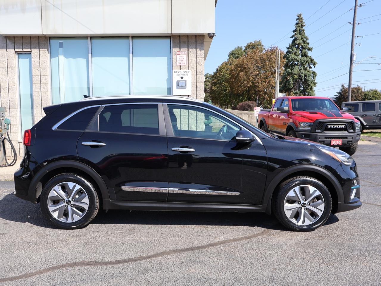 2021 Kia NIRO EV SX TOURING-4D UTLY CERTIFIED *1 OWNER* CAMERA NAV BLUETOOTH LEATHER HEAT/COOL SEATS SUNROOF CRUISE ALLOYS - Photo #8