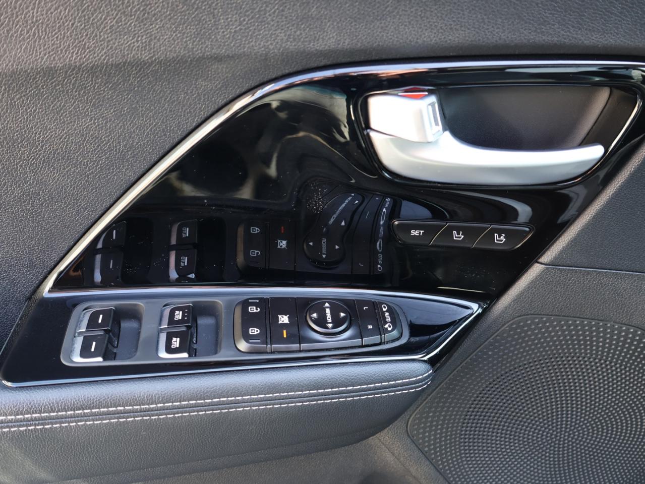 2021 Kia NIRO EV SX TOURING-4D UTLY CERTIFIED *1 OWNER* CAMERA NAV BLUETOOTH LEATHER HEAT/COOL SEATS SUNROOF CRUISE ALLOYS - Photo #29