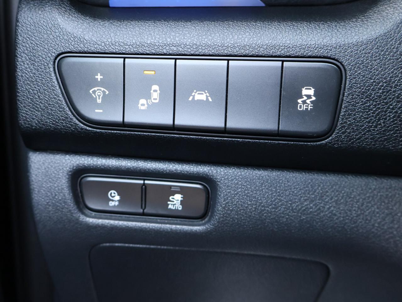 2021 Kia NIRO EV SX TOURING-4D UTLY CERTIFIED *1 OWNER* CAMERA NAV BLUETOOTH LEATHER HEAT/COOL SEATS SUNROOF CRUISE ALLOYS - Photo #33