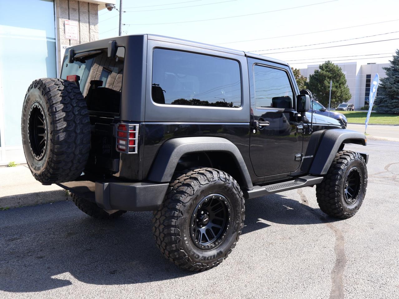 2017 Jeep Wrangler V6 WILLYS 4WD CERTIFIED *ACCIDENT FREE* BLUETOOTH CRUISE ALLOYS - Photo #7