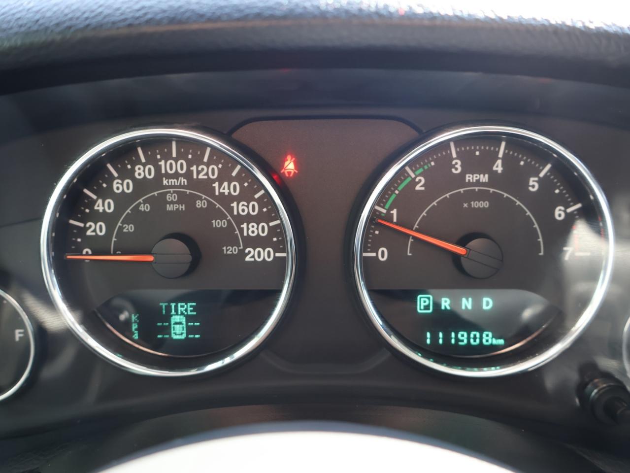 2017 Jeep Wrangler V6 WILLYS 4WD CERTIFIED *ACCIDENT FREE* BLUETOOTH CRUISE ALLOYS - Photo #31