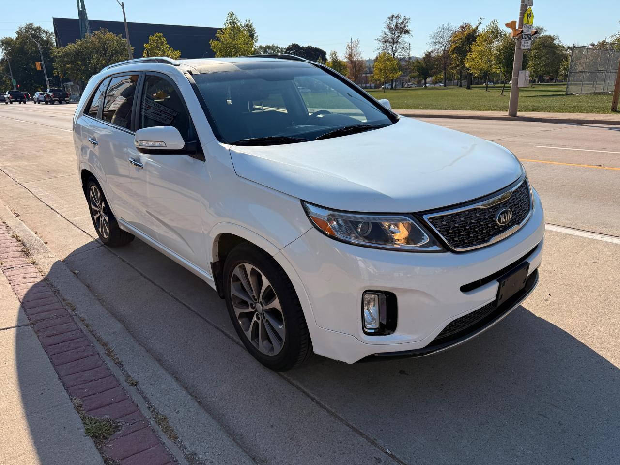 2014 Kia Sorento AWD 4dr V6 Auto SX w/3rd Row - Photo #5