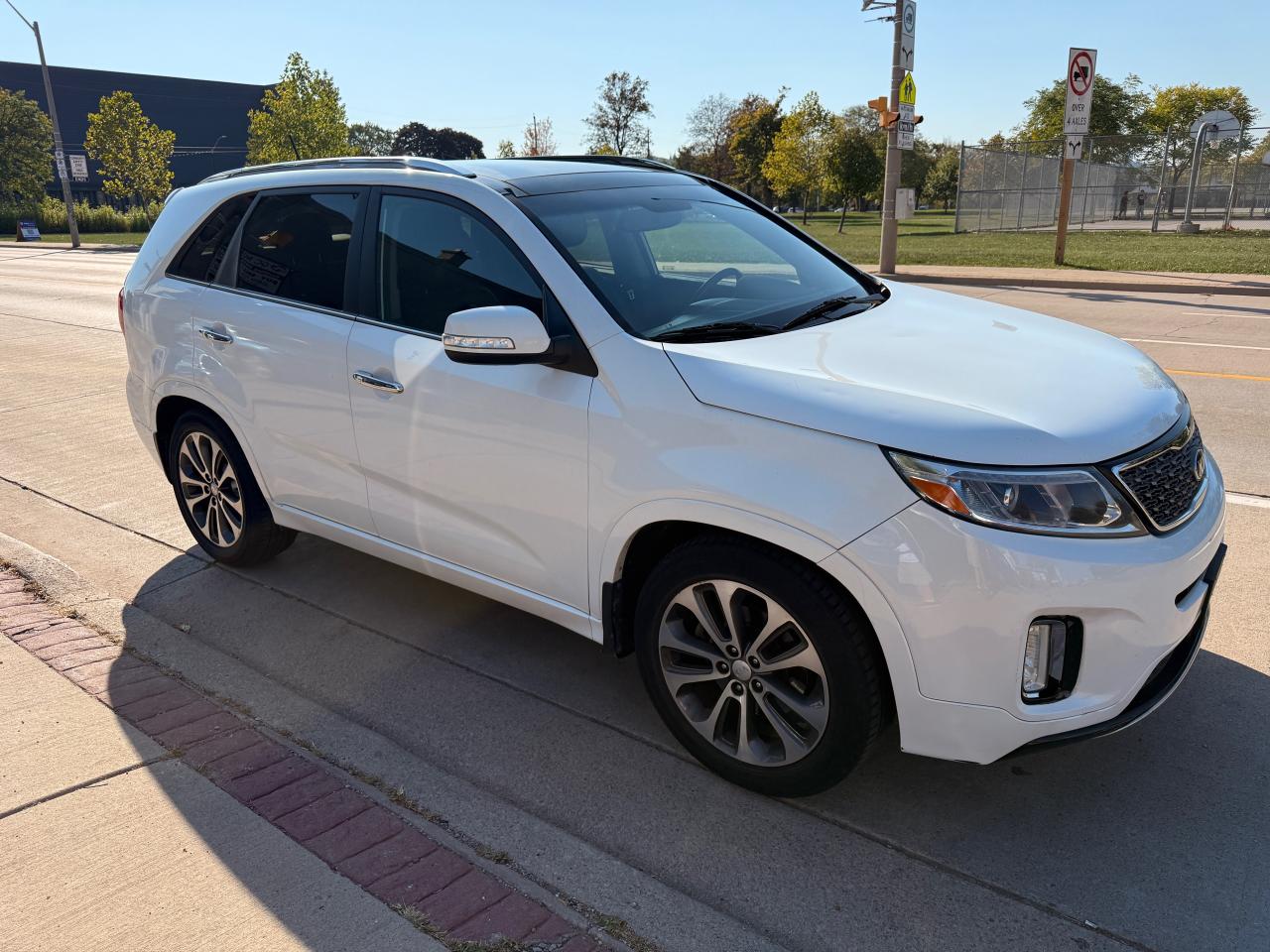 2014 Kia Sorento AWD 4dr V6 Auto SX w/3rd Row - Photo #7