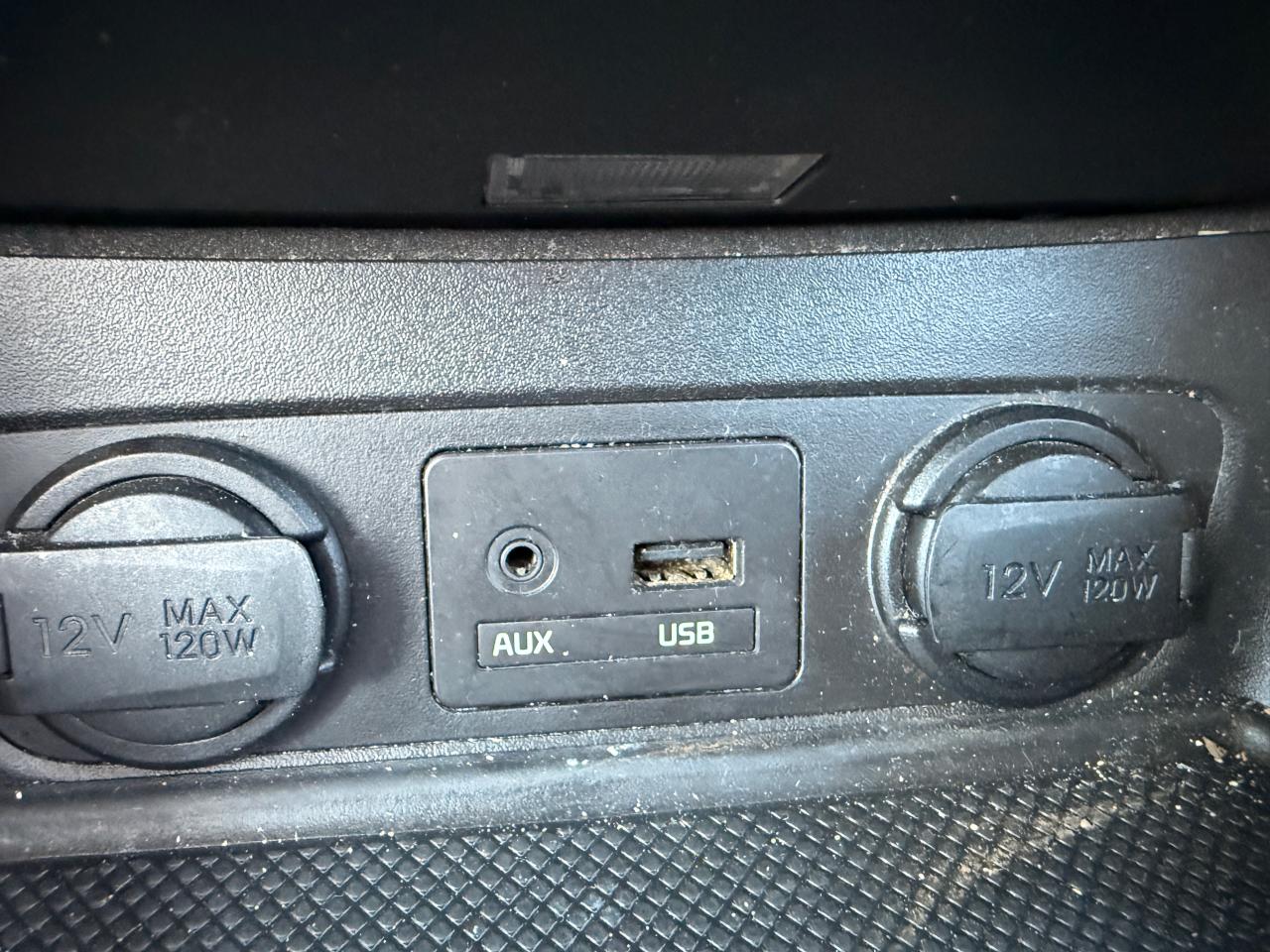 2014 Kia Sorento AWD 4dr V6 Auto SX w/3rd Row - Photo #28