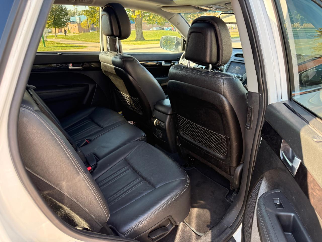 2014 Kia Sorento AWD 4dr V6 Auto SX w/3rd Row - Photo #24