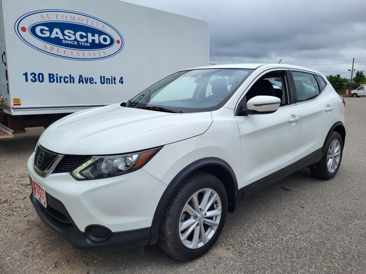 Used 2018 Nissan Qashqai S AWD | Blutooth | Winter Tires Included for sale in Kitchener, ON