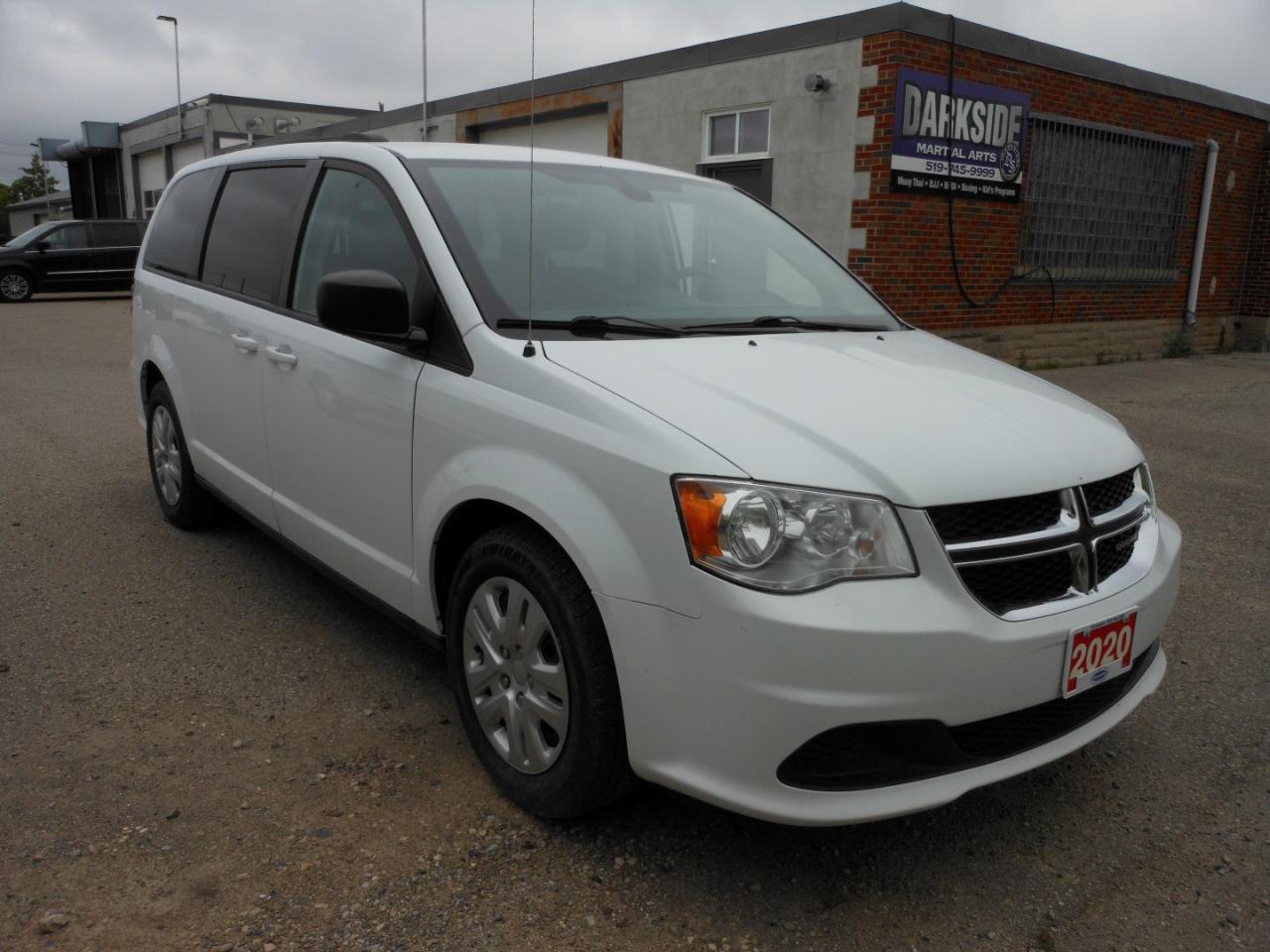 2020 Dodge Grand Caravan SXT | Stow'N'Go | Bluetooth | Cruise Control Photo4