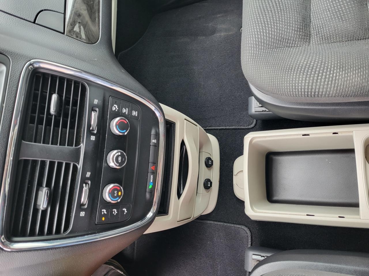 2020 Dodge Grand Caravan SXT | Stow'N'Go | Bluetooth | Cruise Control Photo