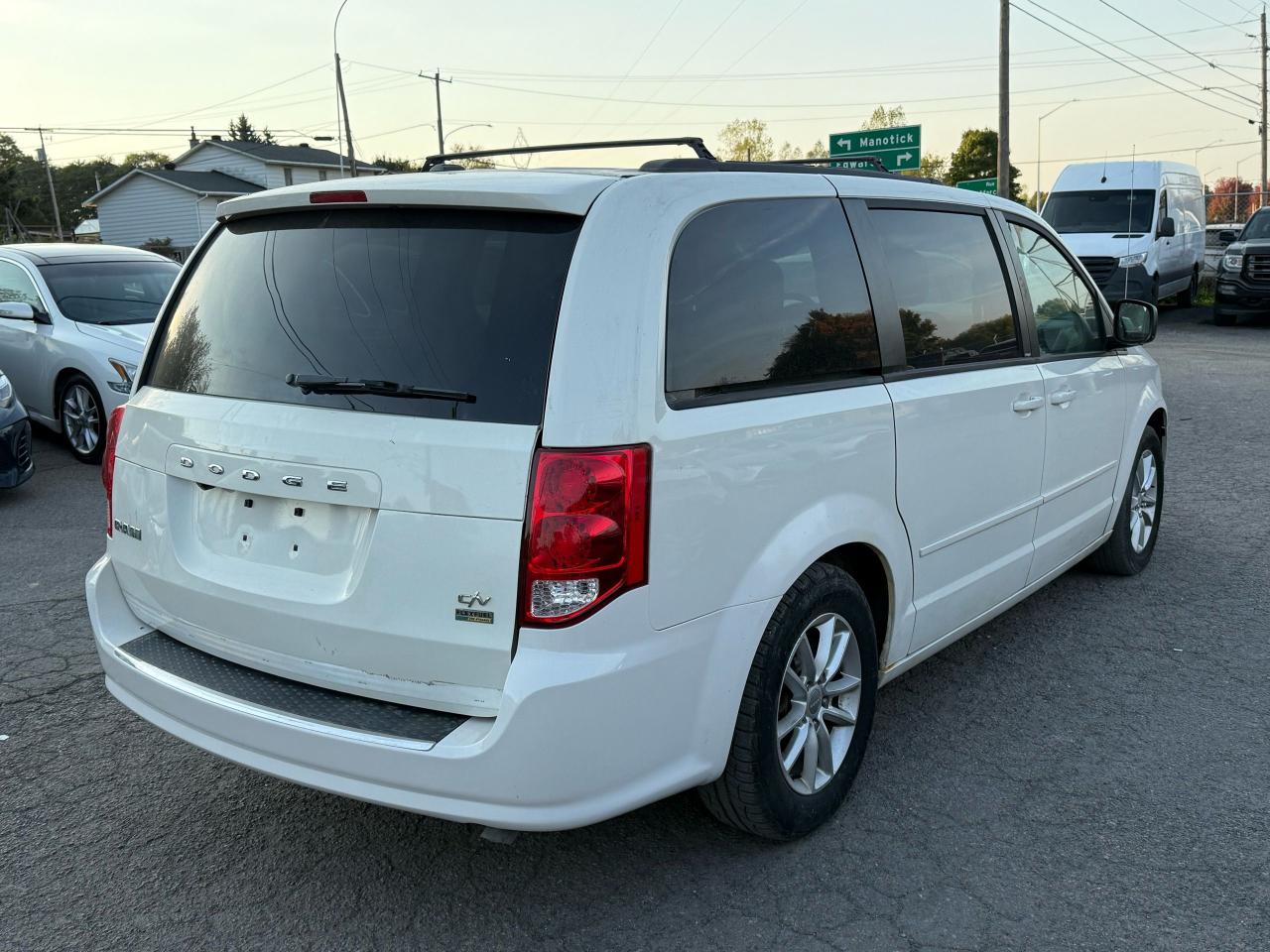 2013 Dodge Grand Caravan SXT - Photo #5