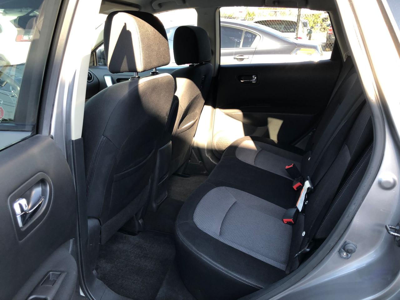 2012 Nissan Rogue SV CERTIFIED WITH 3 YEARS WARRANTY INCLUDED. - Photo #9