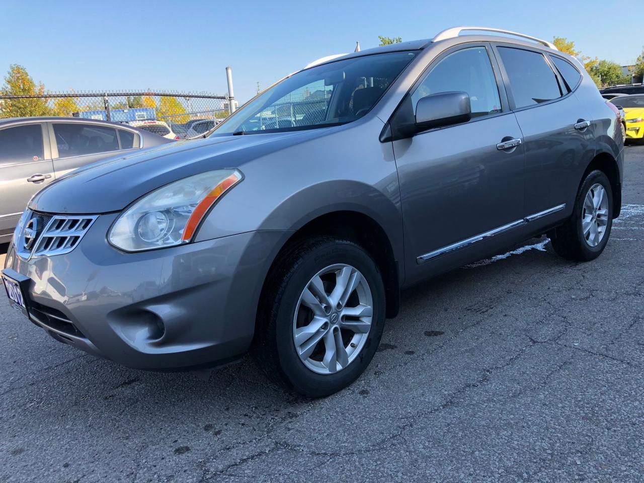 2012 Nissan Rogue SV CERTIFIED WITH 3 YEARS WARRANTY INCLUDED. - Photo #2