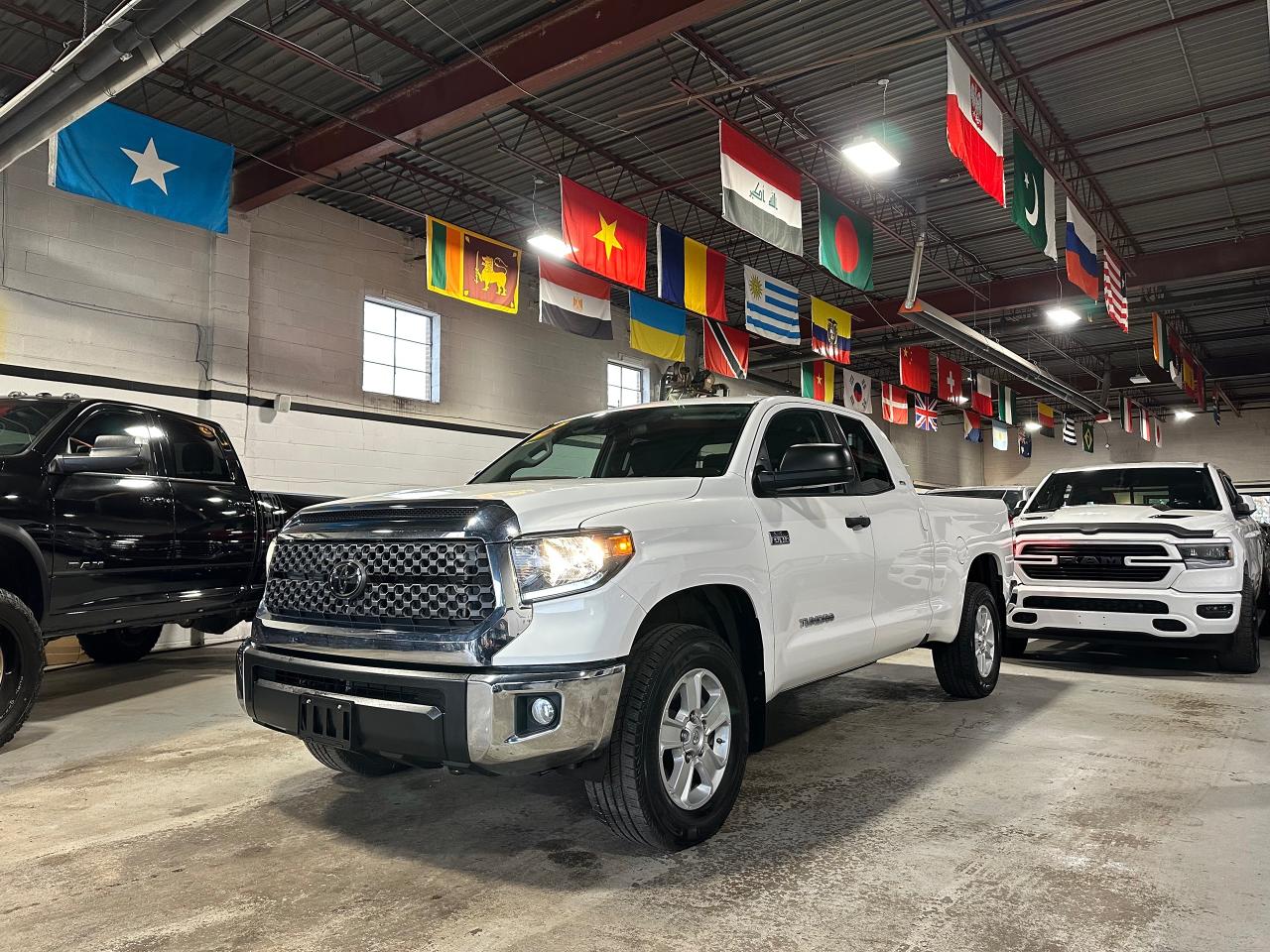 2021 Toyota Tundra 4X4 DOUBLE CAB, SR5 PLUS, 6.5" BED - Photo #2