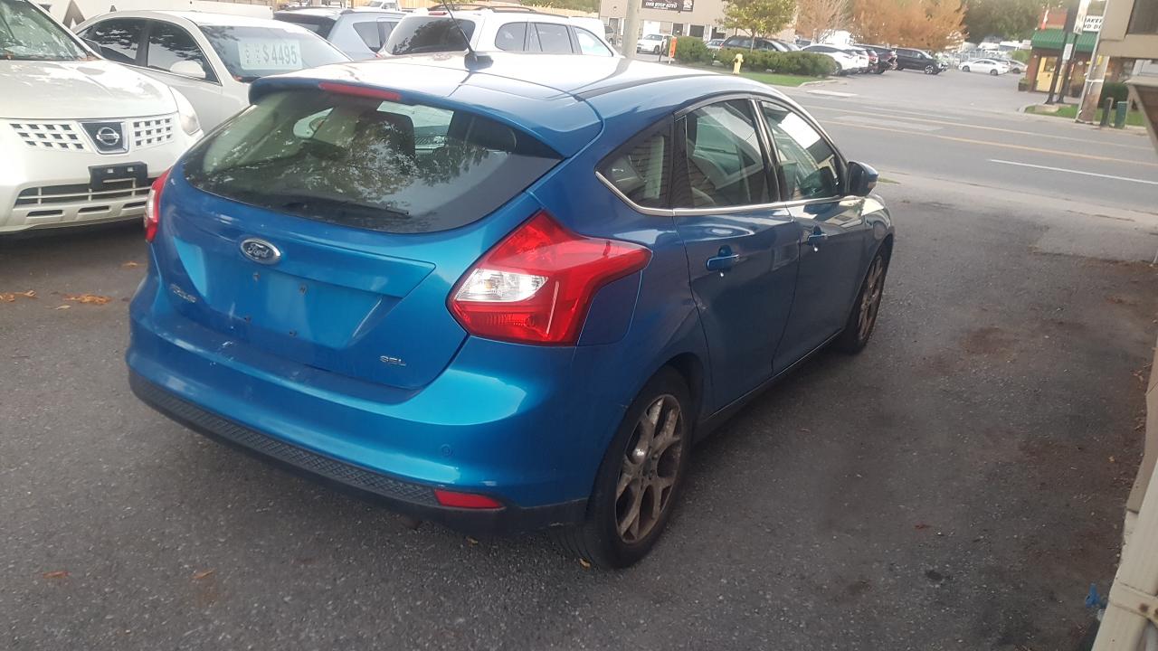 2012 Ford Focus SEL - Photo #2